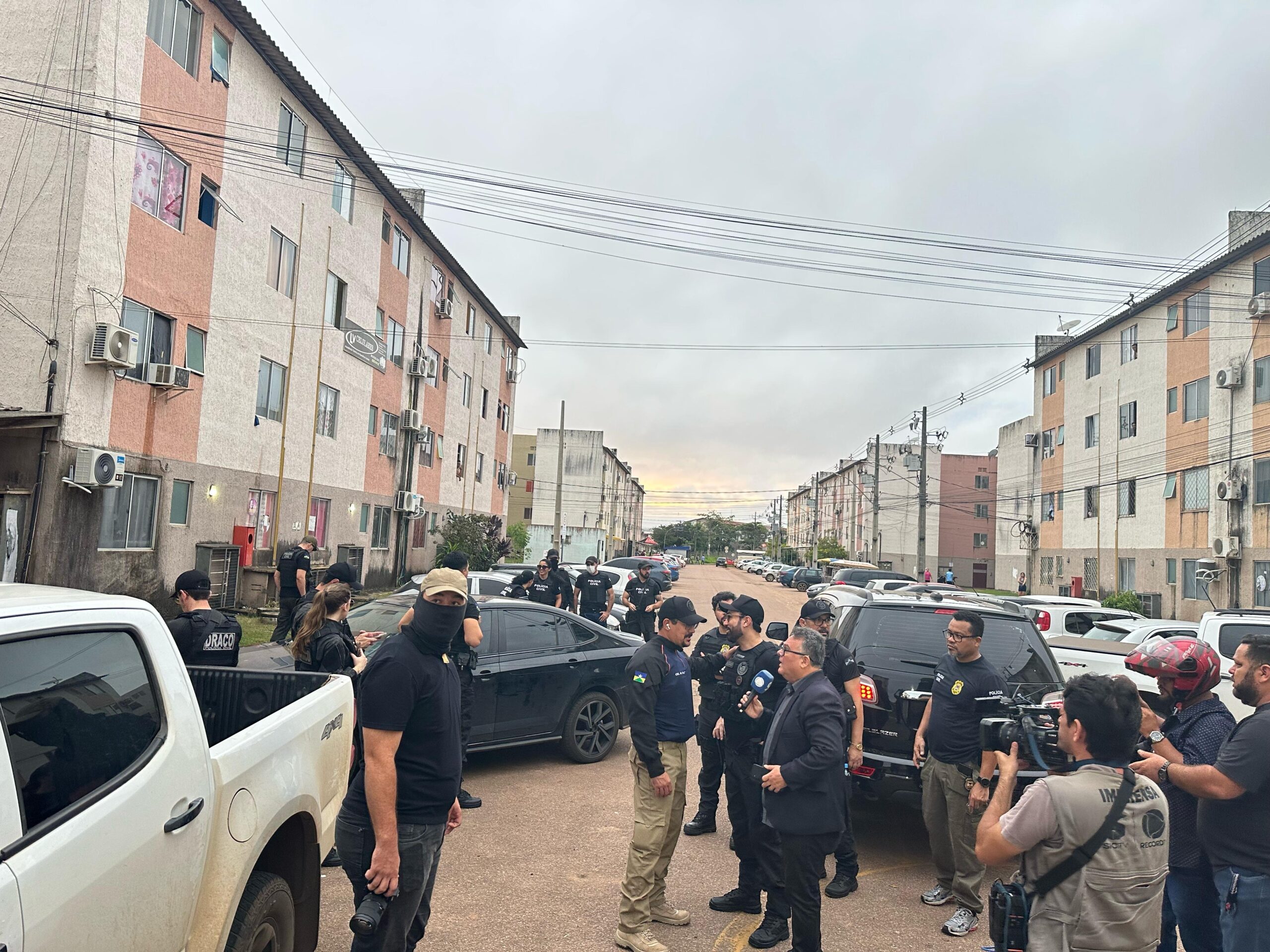 23a2b43b-cfdd-46f4-95f4-bf19af623d28-scaled Urgente: DRACO2 DEFLAGRA MAIOR OPERAÇÃO DA HISTÓRIA DE RONDÔNIA CONTRA FACÇÕES CRIMINOSAS