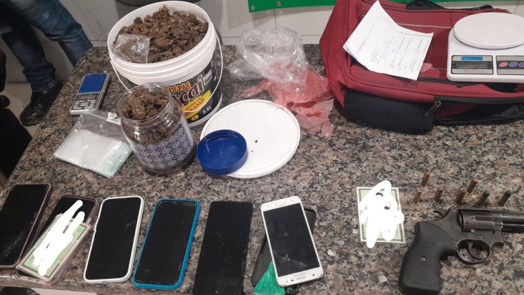 WhatsApp-Image-2025-06-24-at-16.55.18-1024x576 Disparo Acidental e Tentativa de Acobertamento em Cacoal: Jovem Fica Ferida e Cinco Pessoas São Detidas